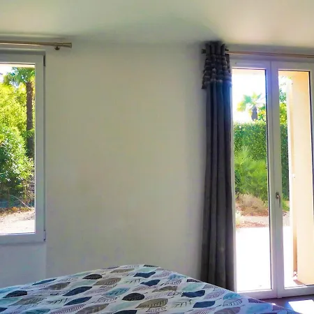 Apartment Beautiful And Spacious With A Lovely Garden *